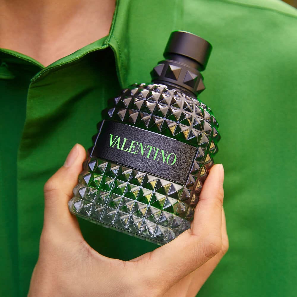 Valentino Uomo Born In Roma Green Stravaganza 3.4 EDT - Image 2